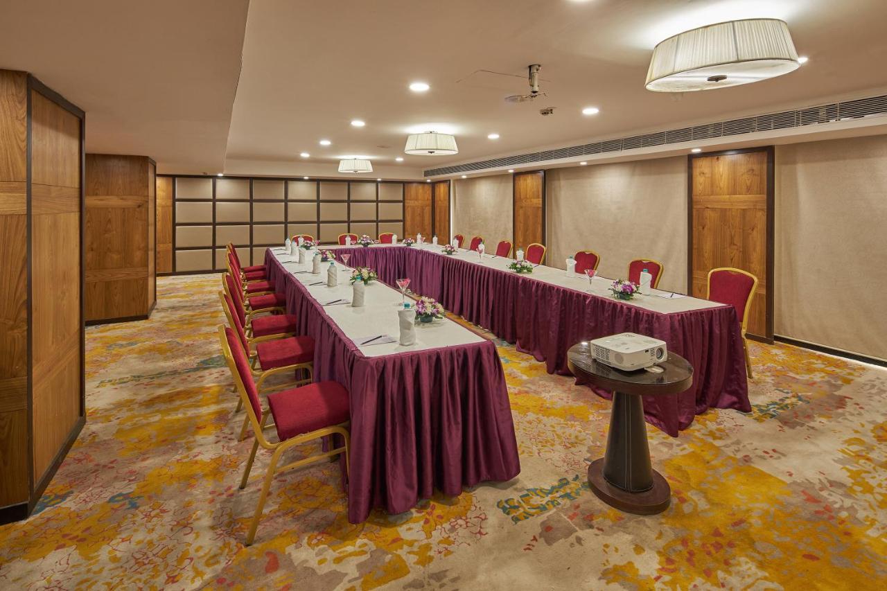 Royal Orchid Central Grazia, Navi Mumbai Luaran gambar