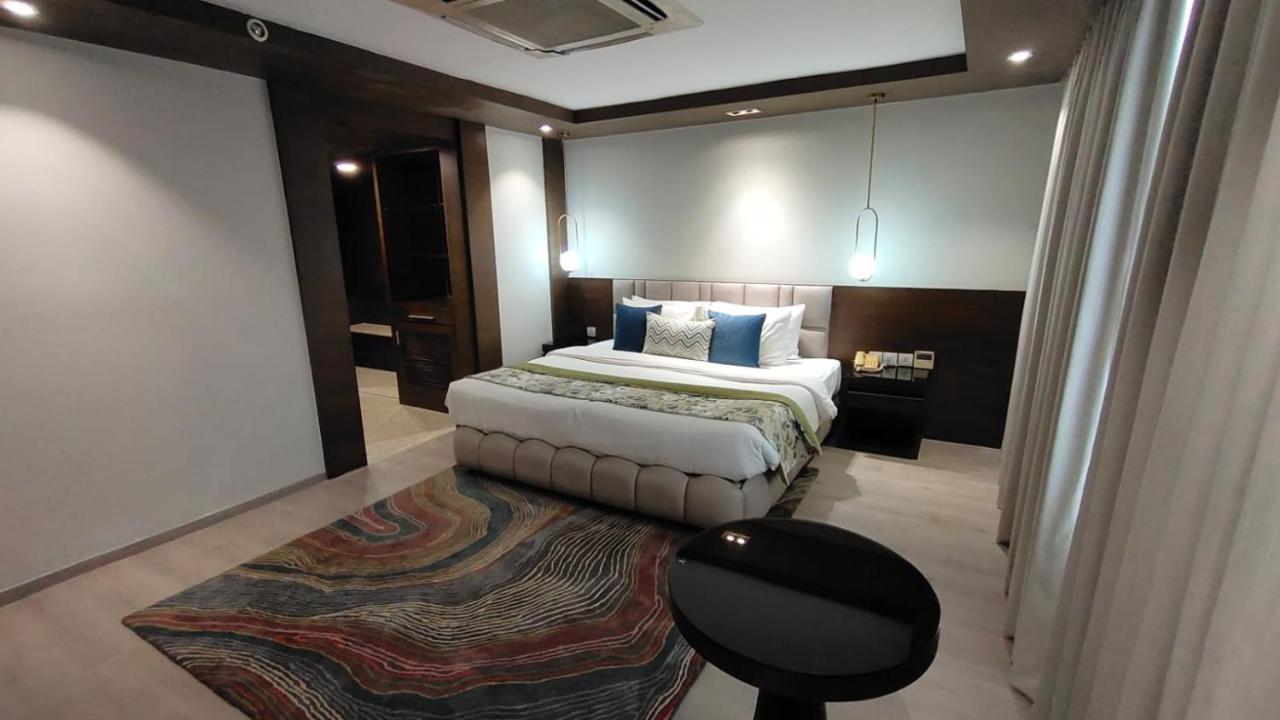 Royal Orchid Central Grazia, Navi Mumbai Luaran gambar