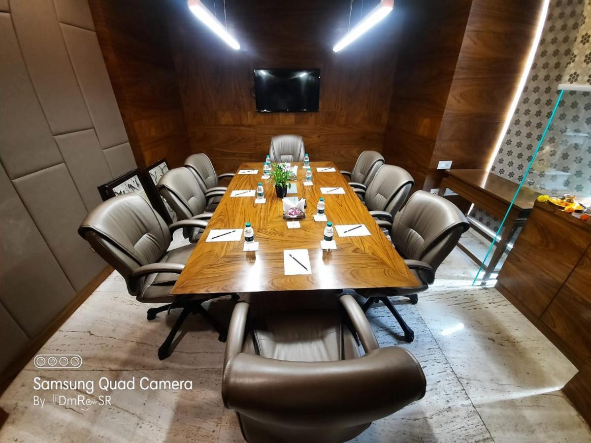 Royal Orchid Central Grazia, Navi Mumbai Luaran gambar