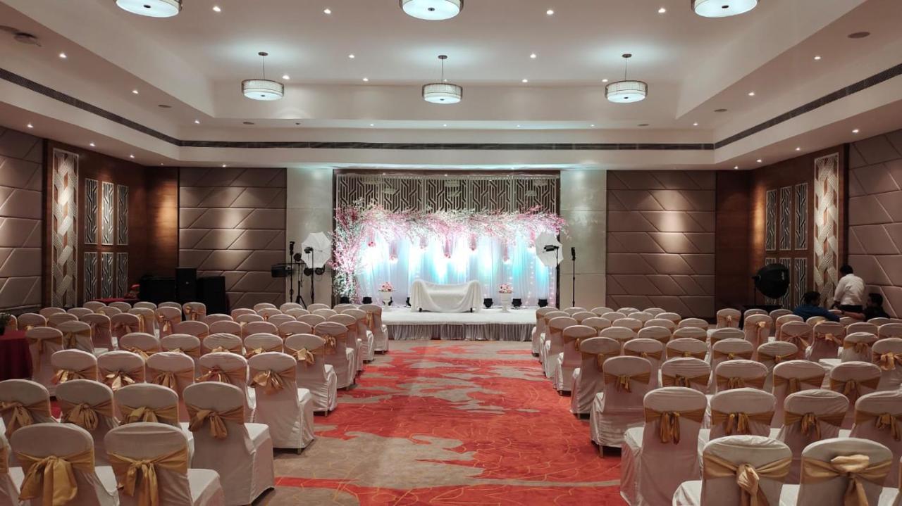 Royal Orchid Central Grazia, Navi Mumbai Luaran gambar